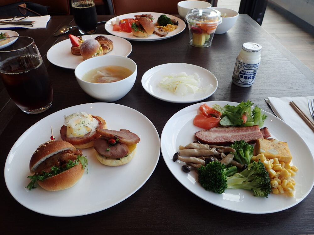 琉球ホテル クラブラウンジでの朝食