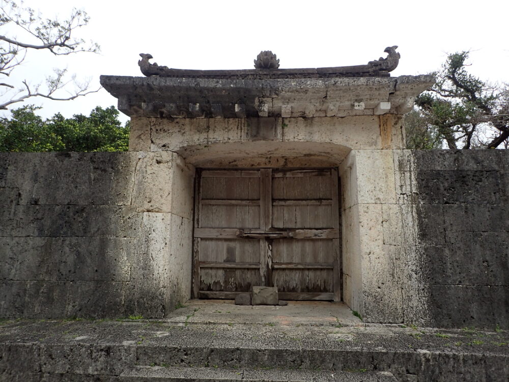 世界遺産 園比屋武御嶽石門